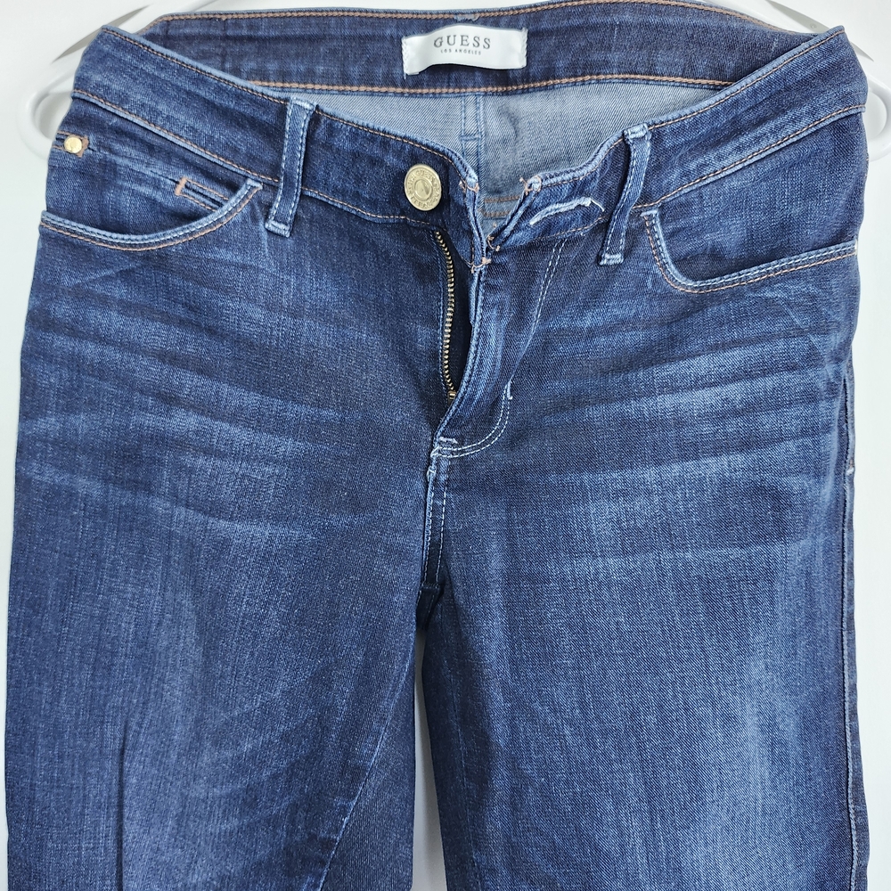 GUESS Size 26 Women's Dark Wash Blue Skinny Denim Jeans (Size 0 - 2)